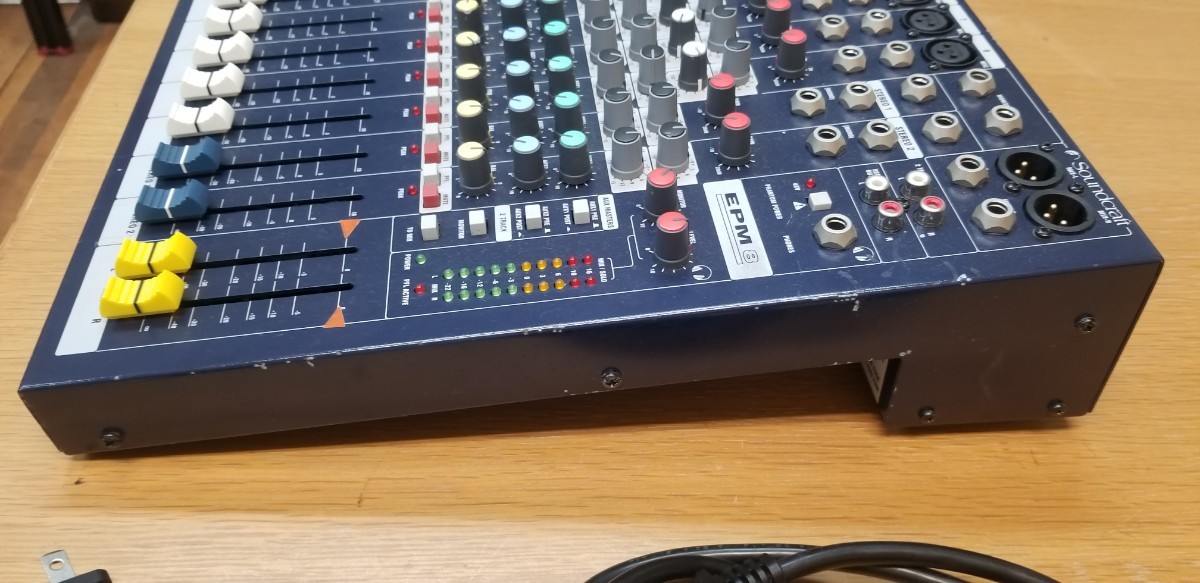 Soundcraft EPM 8 アナログミキサー | JChere雅虎拍卖代购