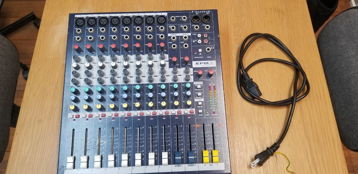 Soundcraft EPM 8 アナログミキサー | JChere雅虎拍卖代购