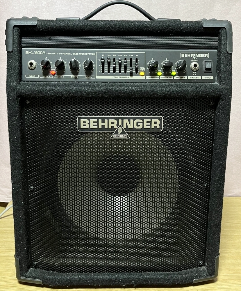 Yahoo!オークション - BEHRINGER(ベリンガー)ベースアンプ Yahoo!オークション - BEHRINGER(ベリンガー)ベースアンプ