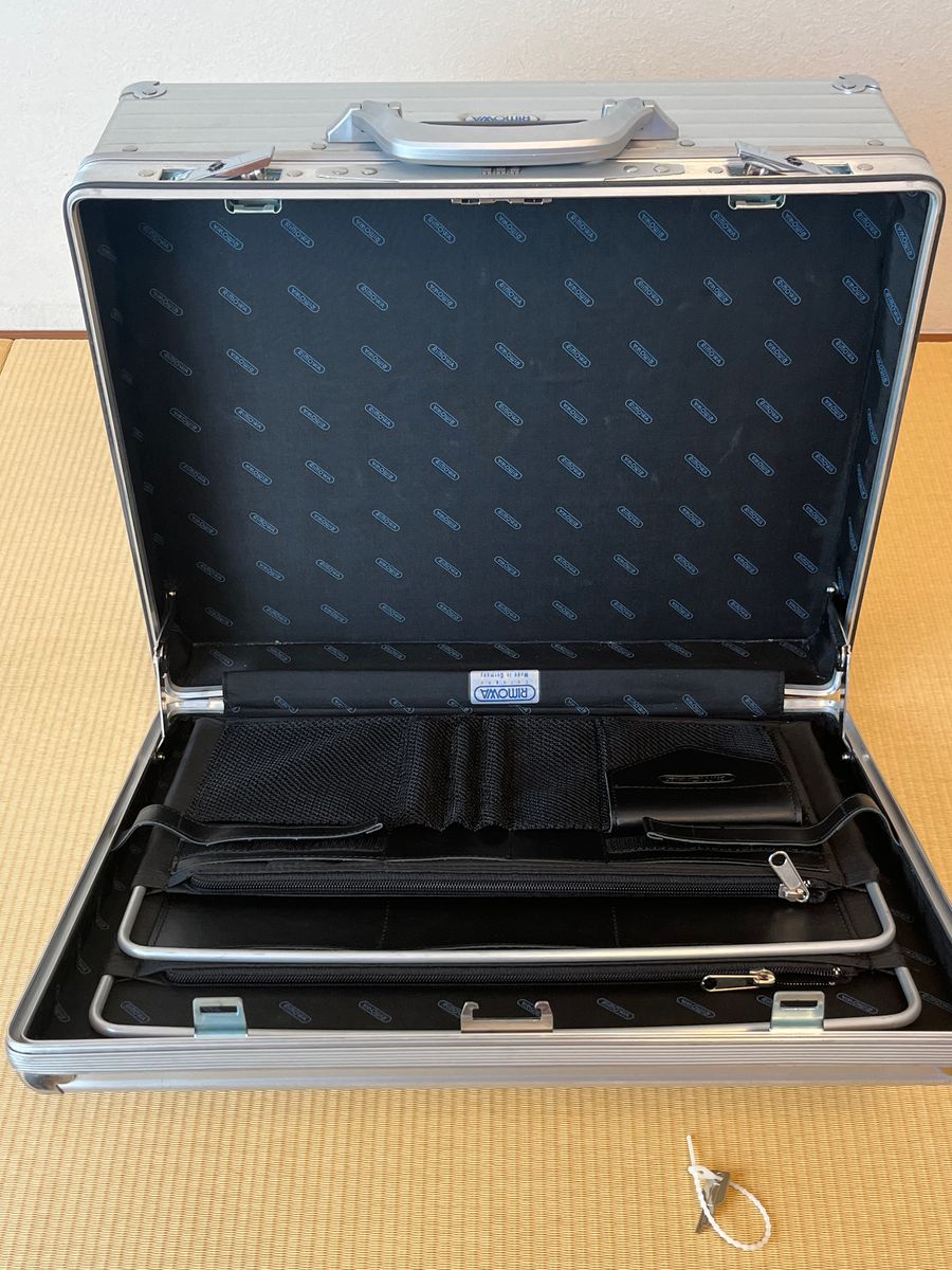 RIMOWA リモワ 907 20『トパーズ』コンビ・パイロットケース RIMOWA リモワ 907 20『トパーズ』コンビ・パイロットケース