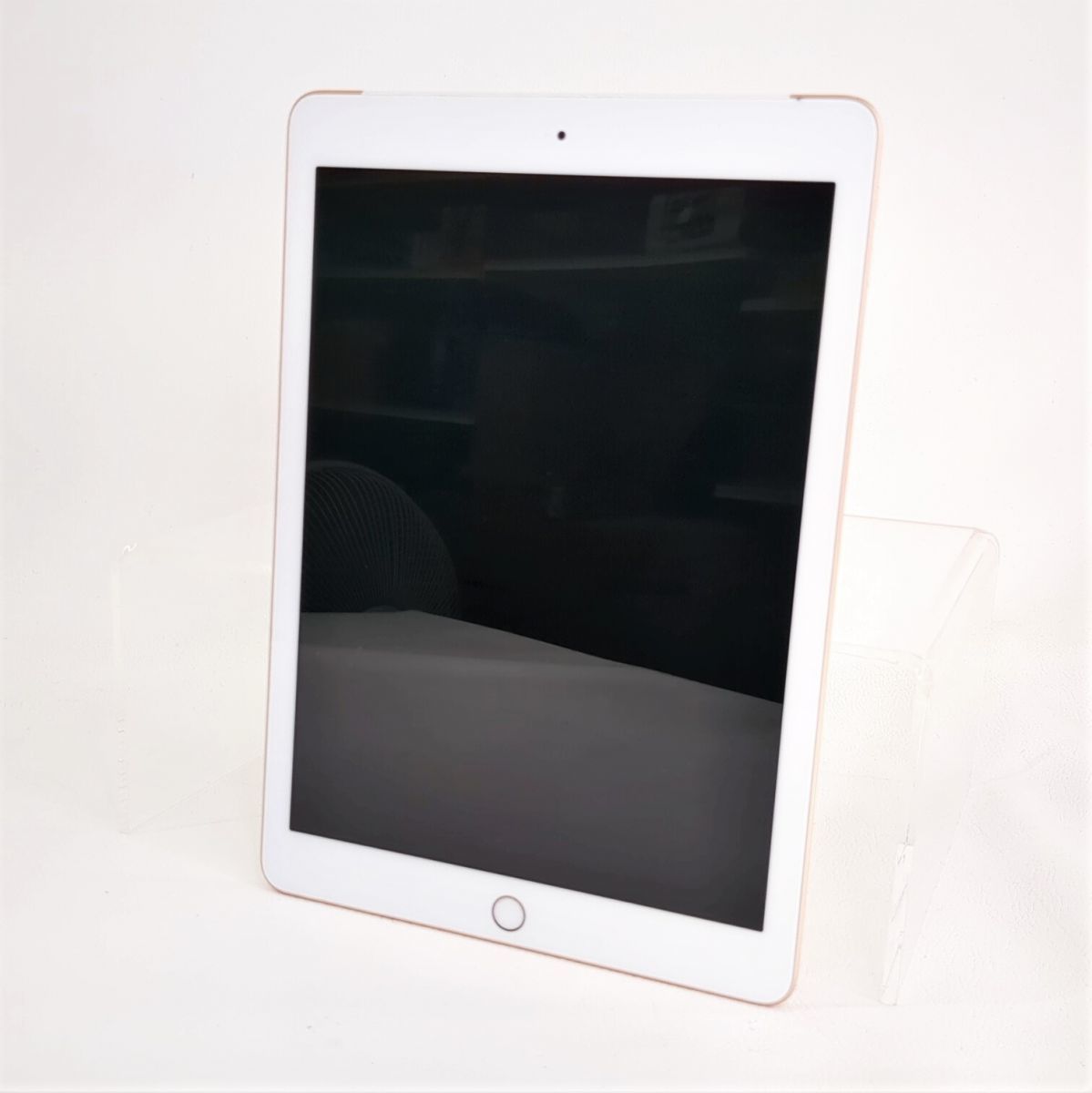 T-ポイント5倍】 iPad MRM02J/A アップル APPLE 9.7インチ ゴールド