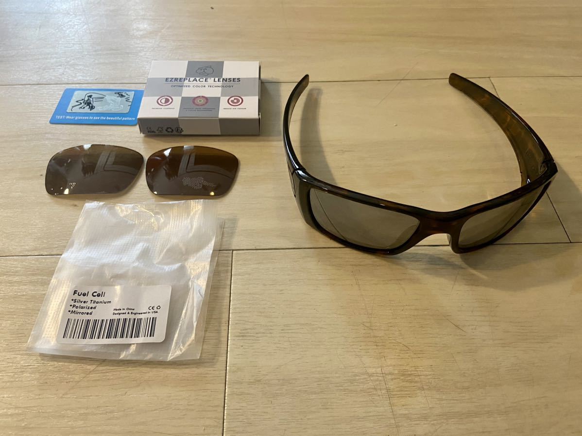 OAKLEY FUEL CELL Brown torotise×新品社外偏光レンズ 交換済 オークリー サングラス 中古美品_画像2