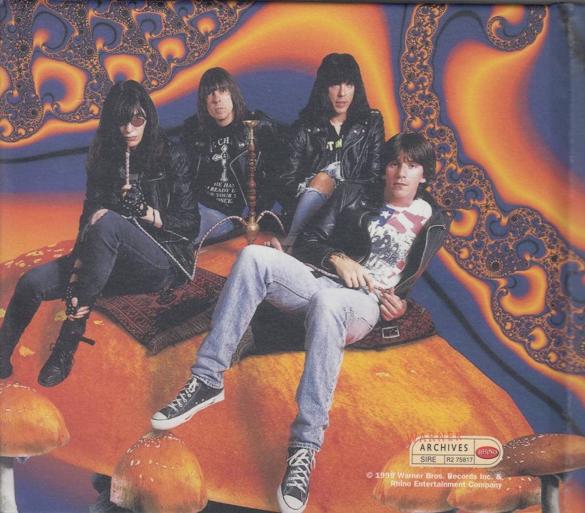 輸 Ramones ラモーンズ Anthology: Hey Ho Let's Go! 2CD◆規格番号■R2-75817◆送料無料■即決●交渉有_画像5