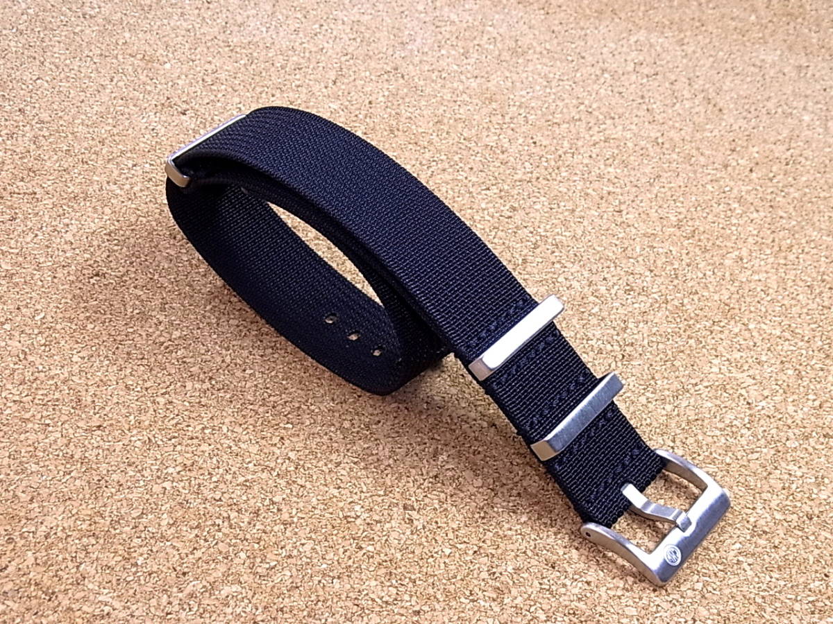  @NEW TOUGH RIBBED FABRIC STRAP 22MM／SMOKY-BLACK NATO-TYPE STRAP ※全国どこでも送料無料です！