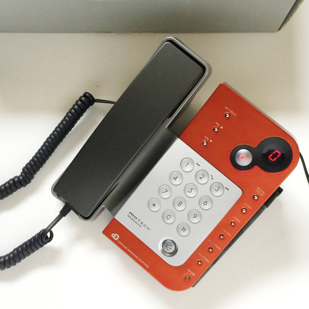 MUTECH telephone 610 ミューテック レッド 元箱入り_画像5