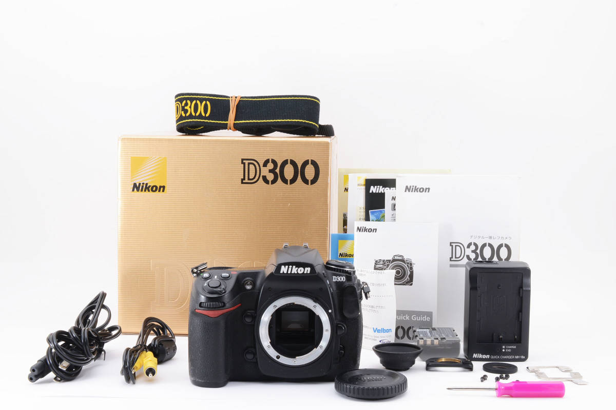 ★美品★ ニコン Nikon D300 ボディ ショット数11,972枚★元箱付属品完備