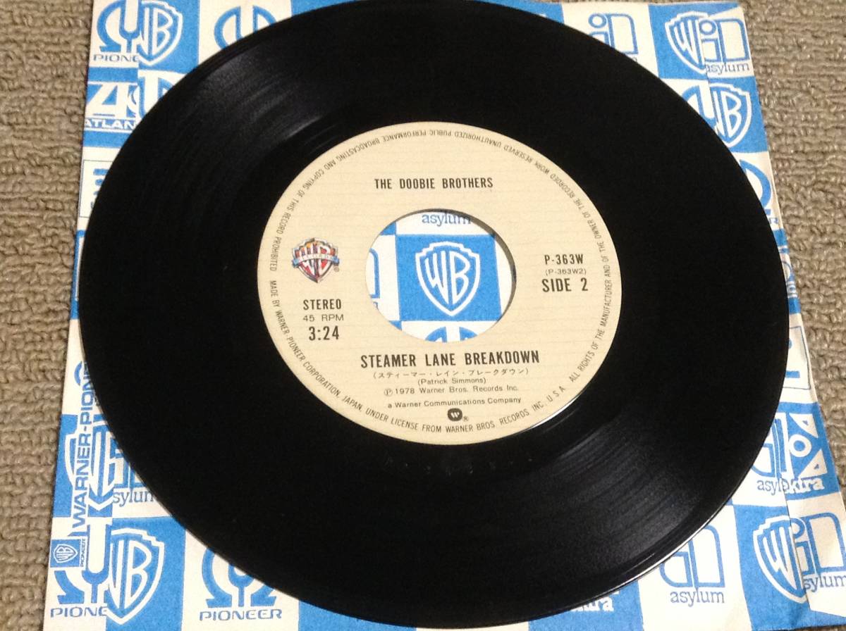 ドゥービー・ブラザーズ '78年国内EP「ホワット・ア・フール・ビリーヴス」全米第1位 _画像4