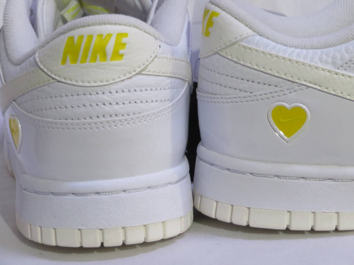 741 NIKE WMNS DUNK LOW 白 26.5の画像4