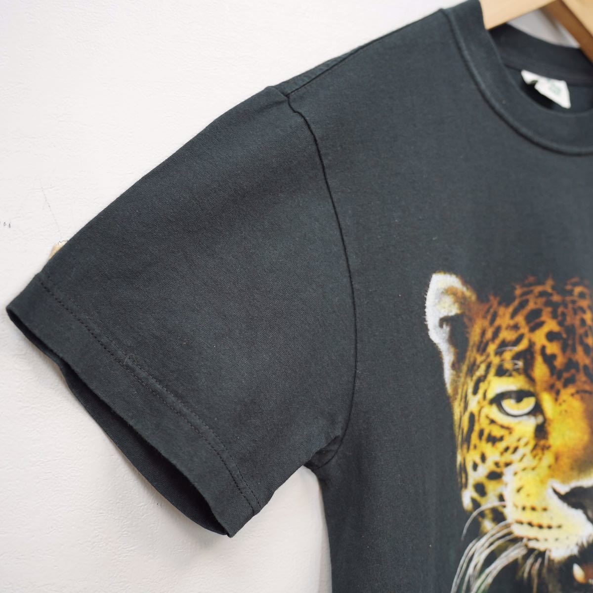 USA VINTAGE Rainferst Cafe LEOPARD PRINT DESIGN T SHIRT/アメリカ古着レオパードプリントデザインTシャツ_画像9