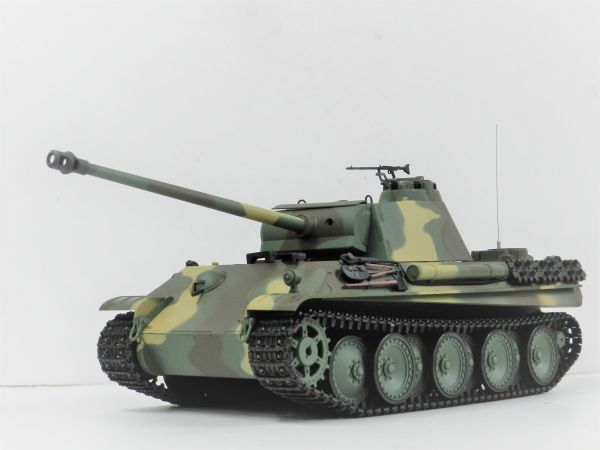 【期間限定特価】 1/16 2.4GHz Long Heng ☆塗装済み完成品戦車ラジコン☆ 戦車ラジコン Ver.7.0】 対戦可能 【赤外線バトルシステム付 3879-1 パンサーG 戦車、軍用車両