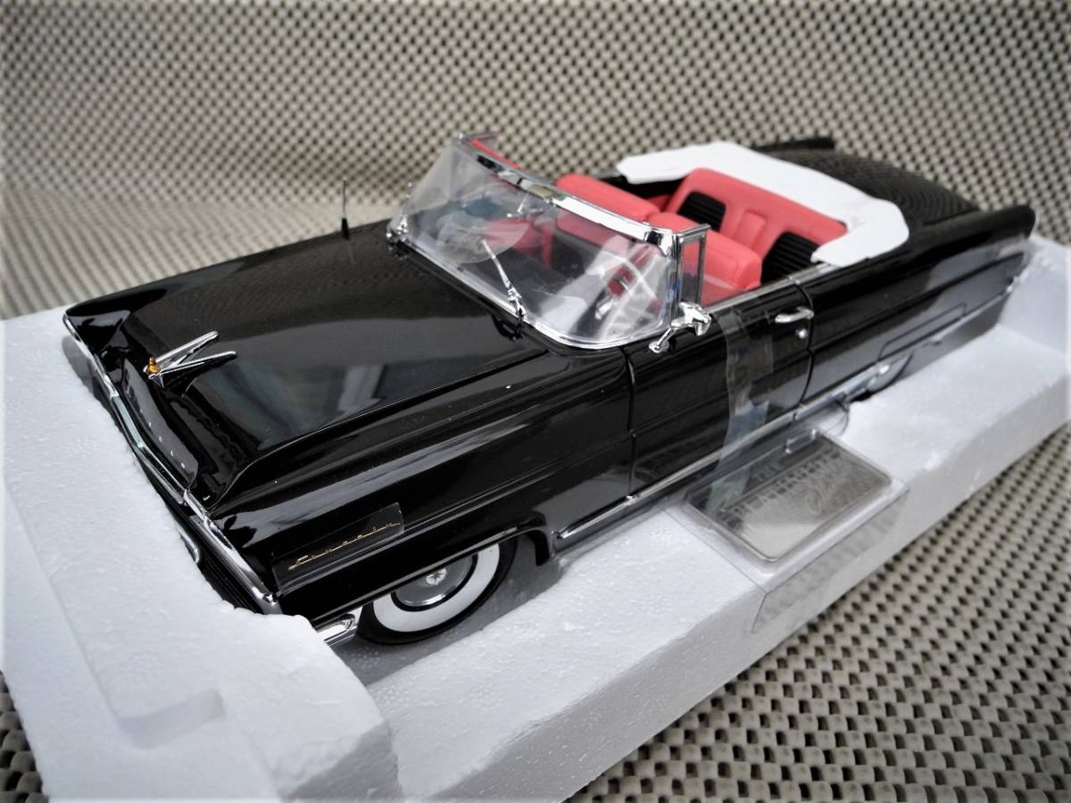 ◎プラチナ◆1/18★1956リンカーンプレミアオープン：黒：箱の左面不足。◎精密モデル・新品 #4642_画像1