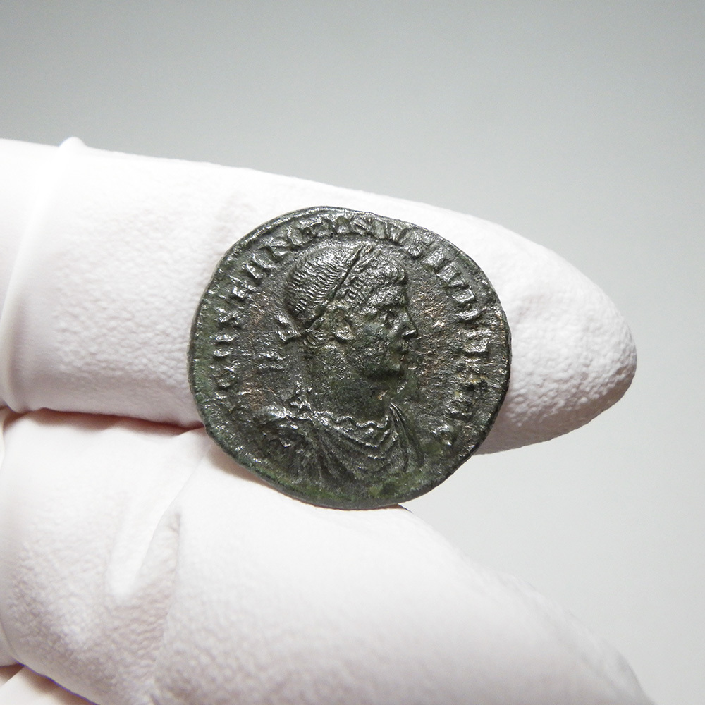 【古代ローマコイン】Constantine II（コンスタンティヌス2世）クリーニング済 ブロンズコイン 銅貨 フォリス(2yiMKdnuiN)_画像1