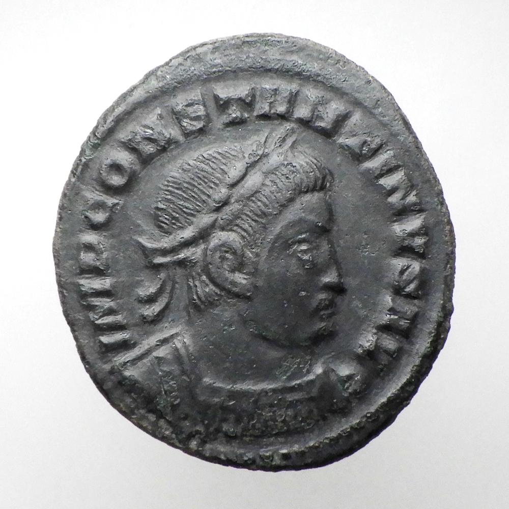 【古代ローマコイン】Constantine I（コンスタンティヌス1世）クリーニング済 ブロンズコイン 銅貨 フォリス(yHUVPJaBhf)_画像1