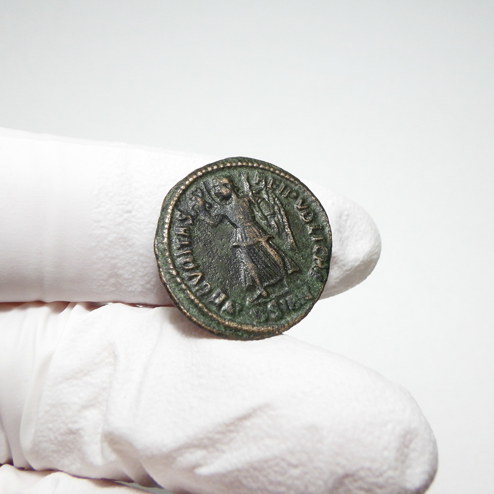【古代ローマコイン】Valentinian I（ウァレンティニアヌス1世）クリーニング済 ブロンズコイン 銅貨 フォリス(ShfddiB6Ur)_画像7