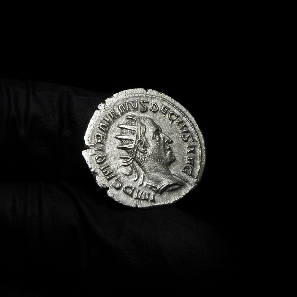 【古代ローマコイン】Trajan Decius（デキウス）クリーニング済 シルバーコイン 銀貨 アントニニアヌス(haTXTa4zWL)_画像4