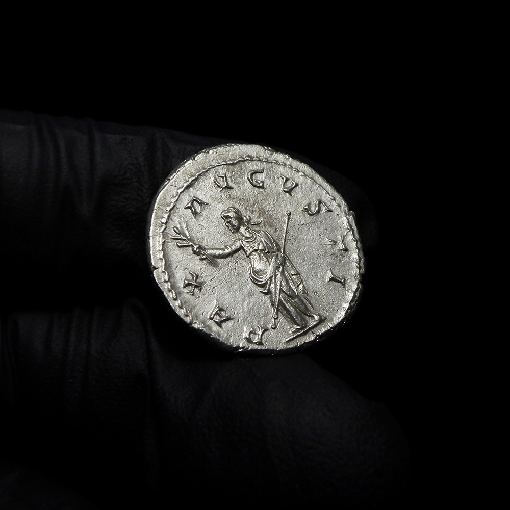 【古代ローマコイン】Trajan Decius（デキウス）クリーニング済 シルバーコイン 銀貨 アントニニアヌス(haTXTa4zWL)_画像7