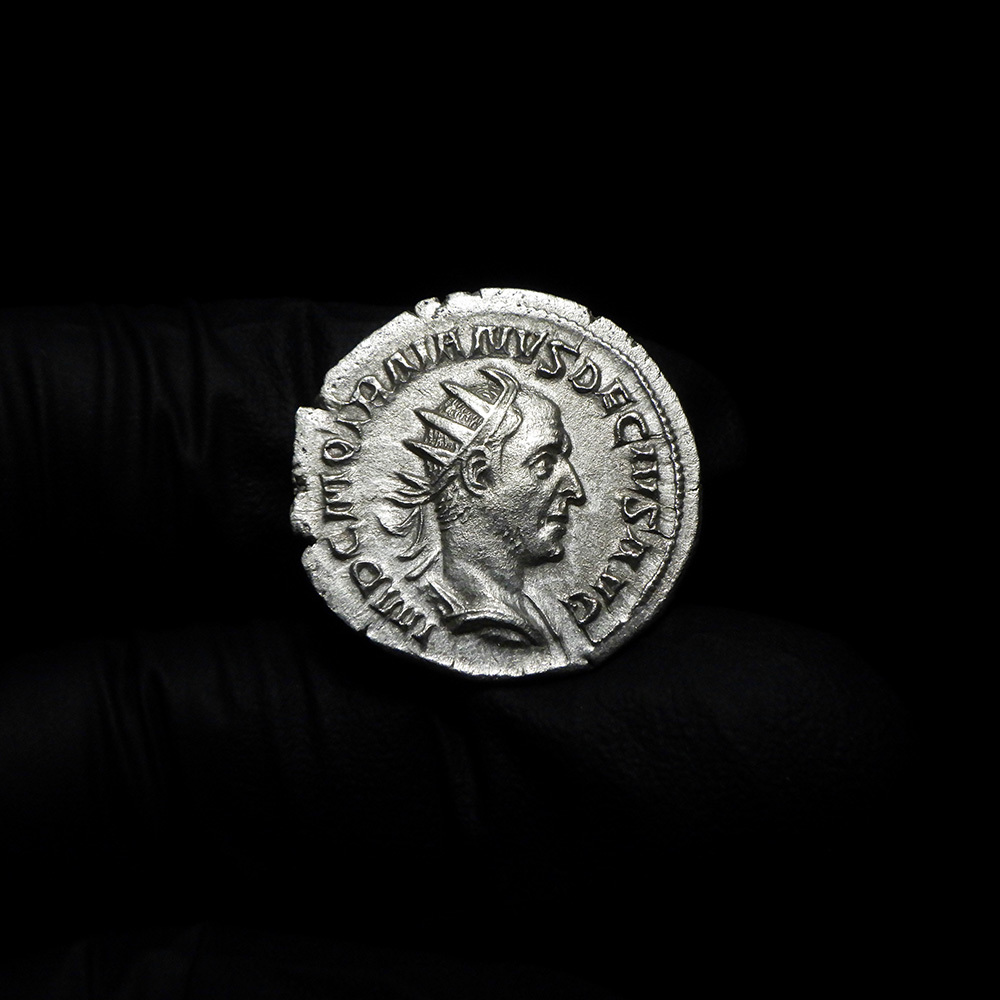 【古代ローマコイン】Trajan Decius（デキウス）クリーニング済 シルバーコイン 銀貨 アントニニアヌス(haTXTa4zWL)_画像2