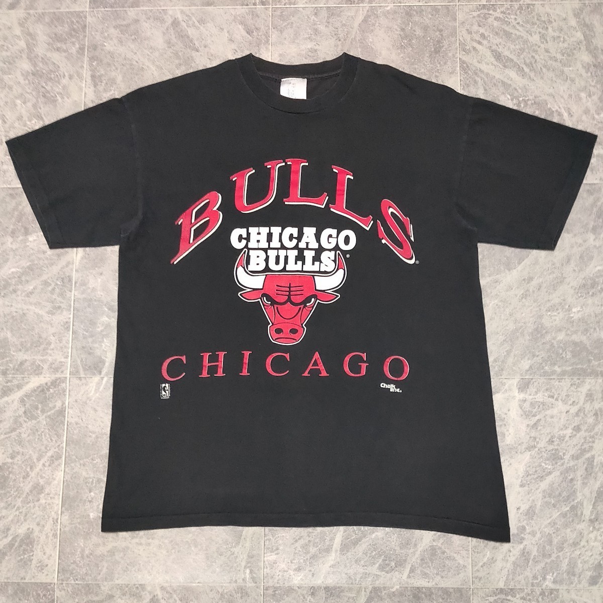 90s ChalkLine NBA USA製 CHICAGO BULLS シカゴ ブルズ Tシャツ L