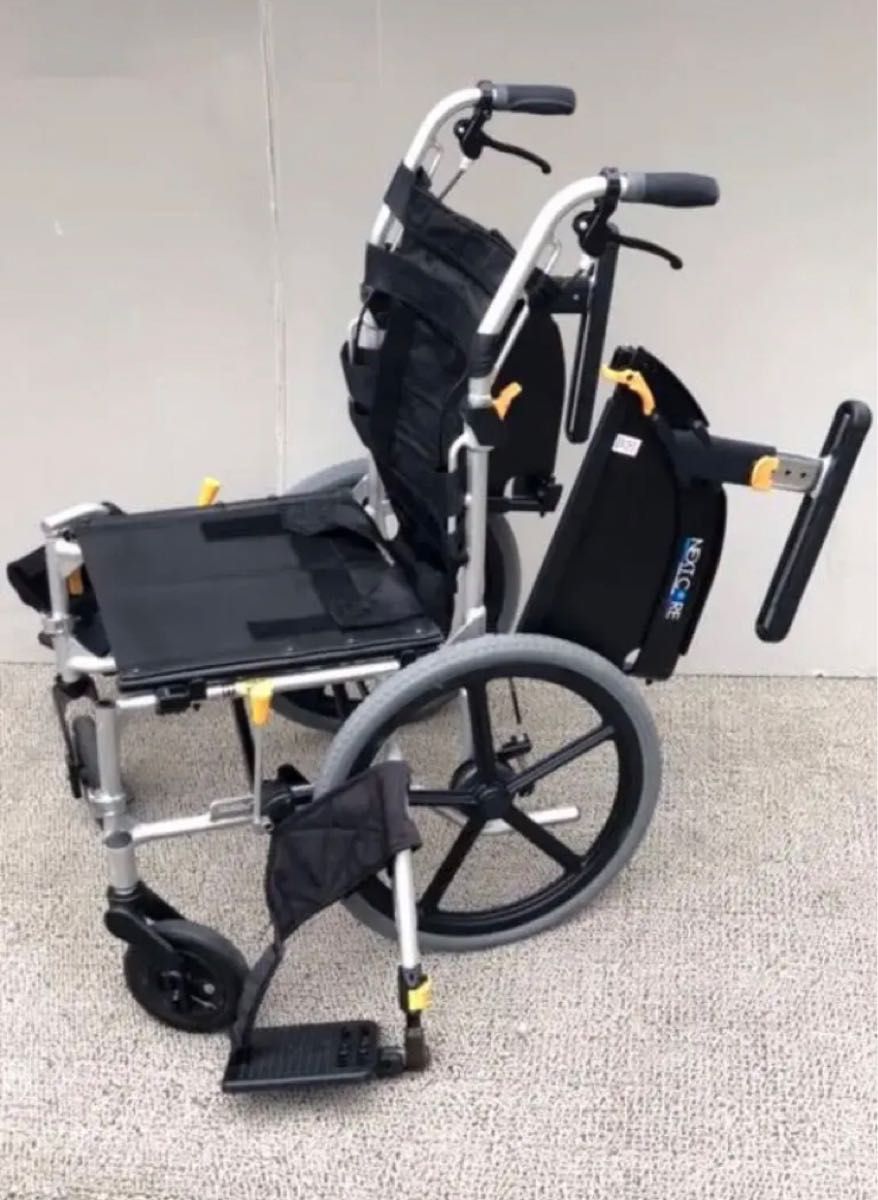 車椅子　多機能介助式車椅子　座幅38cm 軽量　中古品