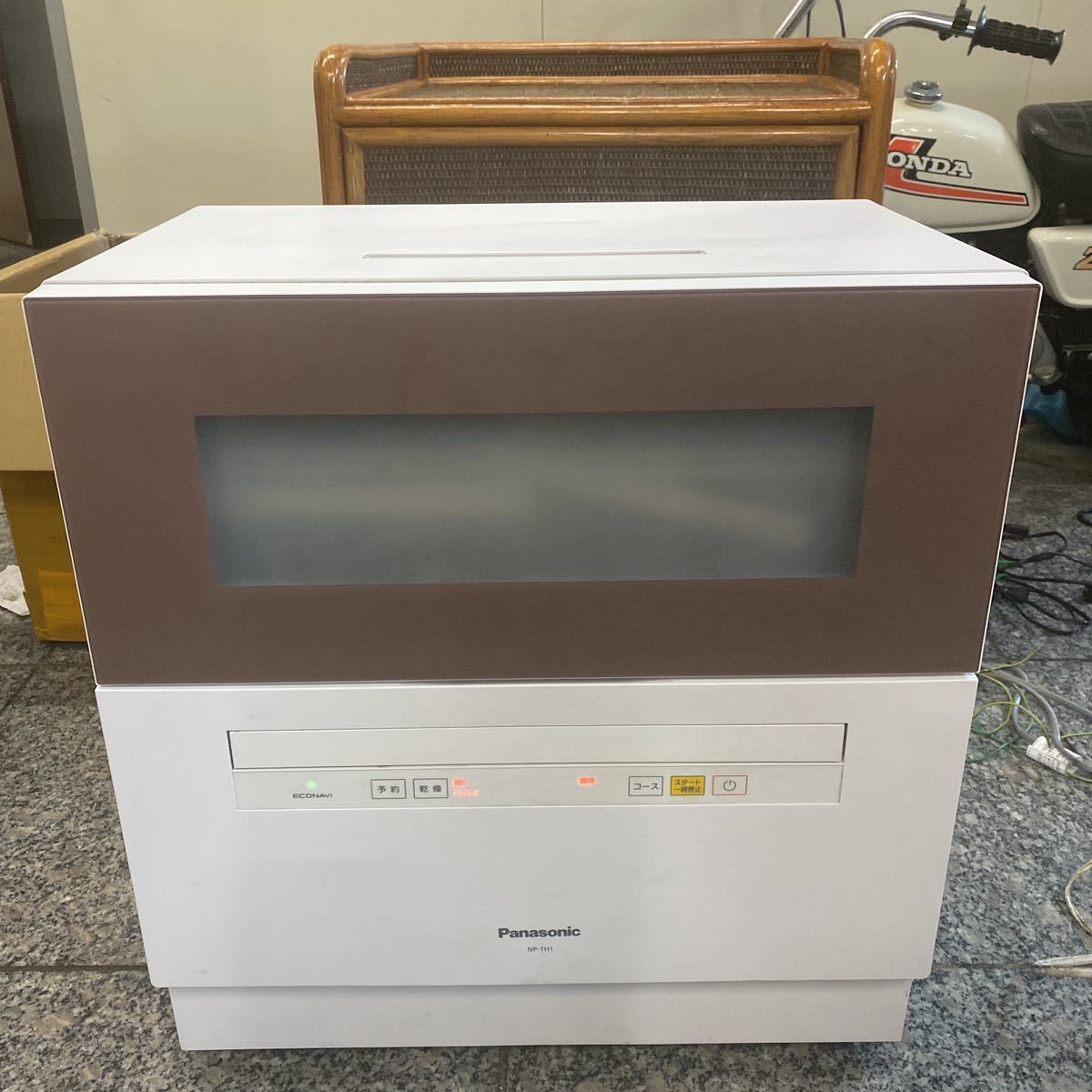 Panasonic NP-TH1-t 食洗機 2018年製 家電 パナソニック 中古(食器洗い