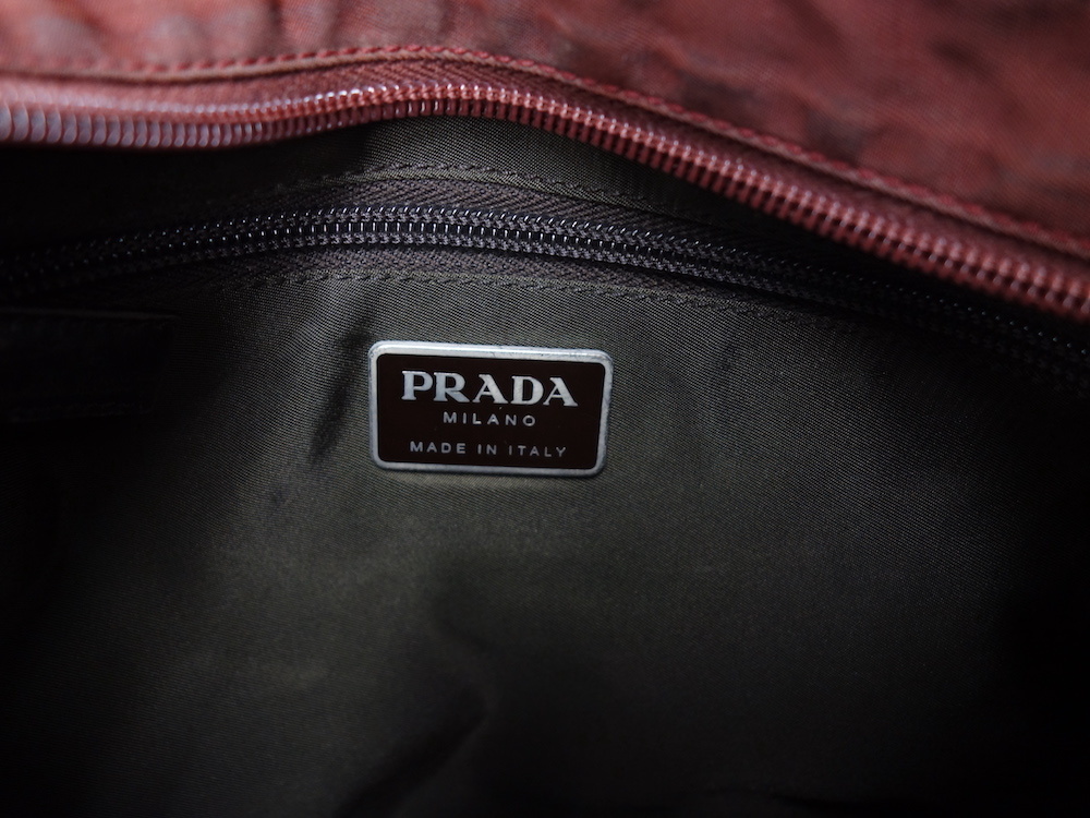 PRADA プラダ ロゴ ミニショルダーバッグ イタリア製｜PayPayフリマ