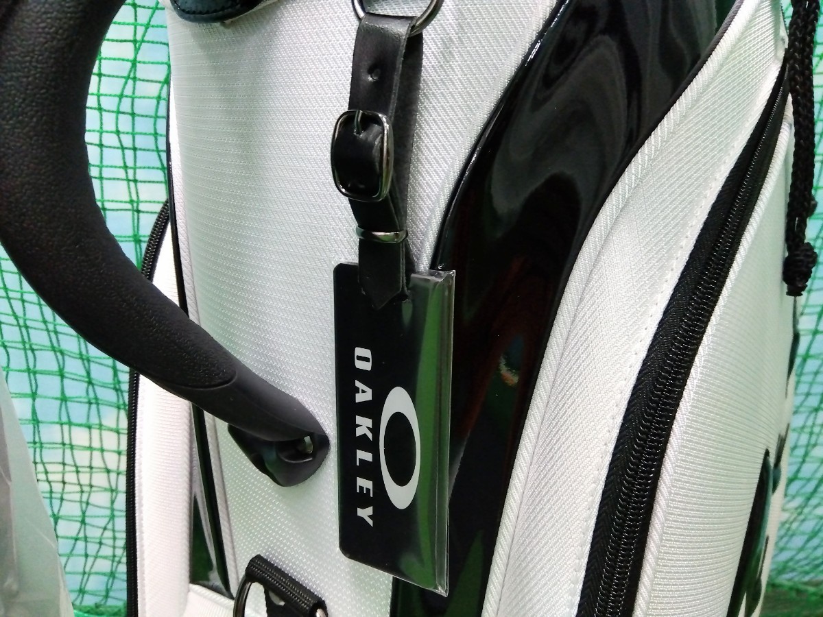 【05】【キャディバッグ】【新品】OAKLEY オークリー GOLF BAG 17.0 FW/FOS901534/9.5型/ホワイト_画像3