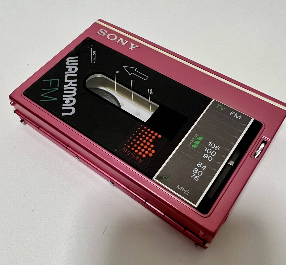  junk SONY Sony Walkman WALKMAN WM-F20 pink made in Japan cassette player 