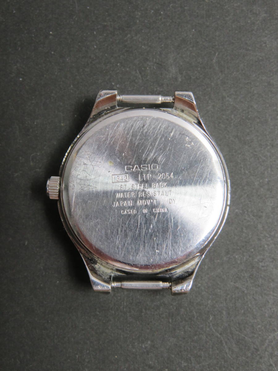 カシオ CASIO クォーツ LTP-2064 女性用 レディース 腕時計 V452 ジャンク 稼働品_画像3