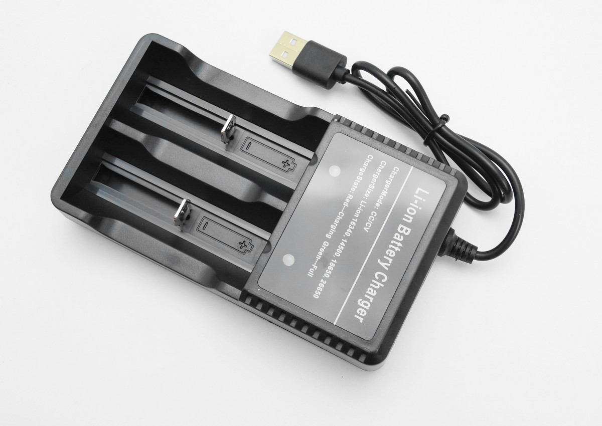 18650 マルチ急速充電器 USBリチウムイオン電池充電器 /AC003_画像2