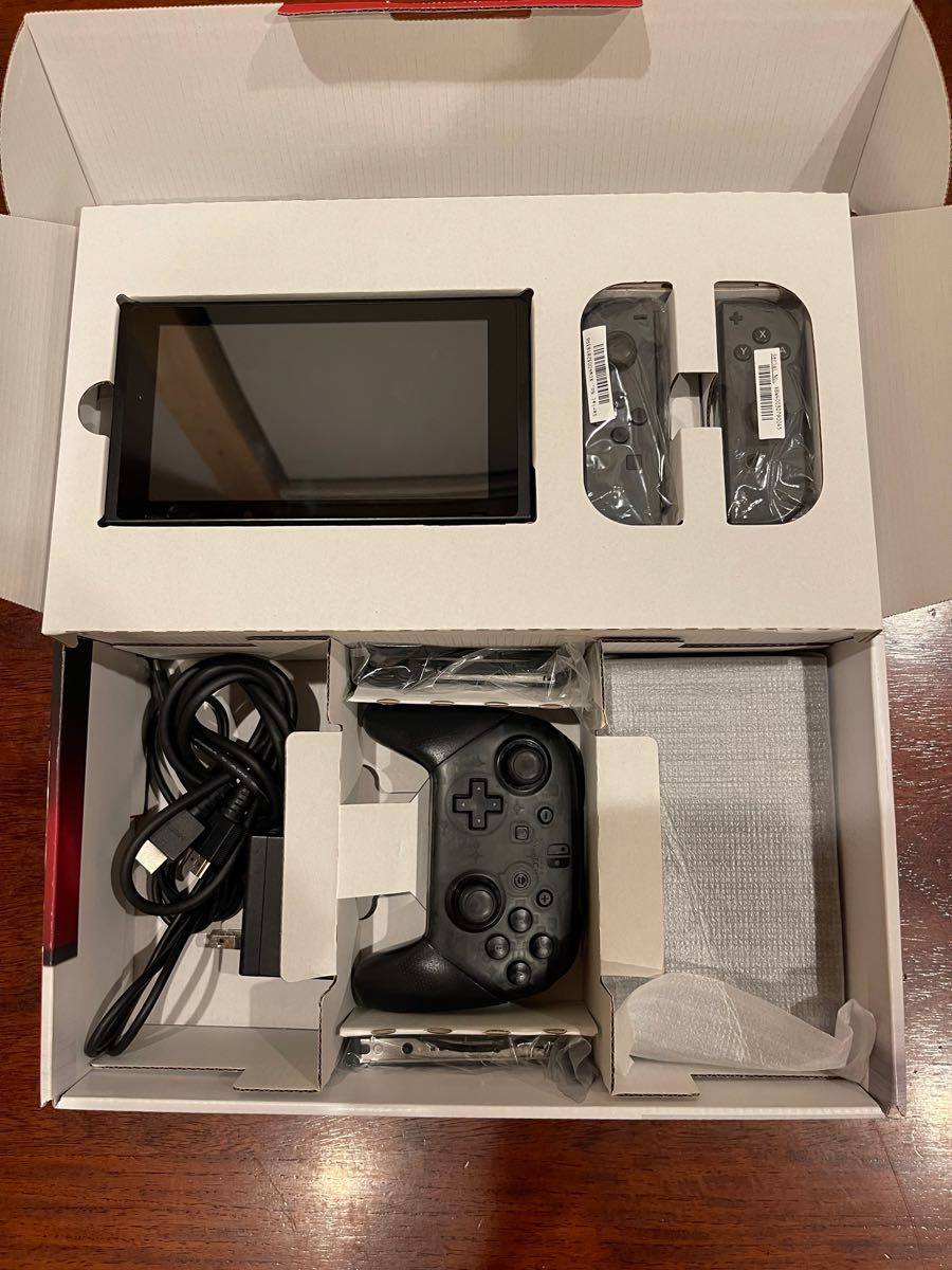 格安』Nintendo Switch一式+カセット3種+コントローラー5つ