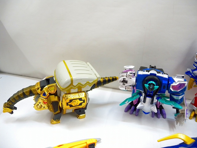 C3682☆爆竜戦隊アバレンジャー 玩具 パーツ一式セット まとめ C3682☆爆竜戦隊アバレンジャー 玩具 パーツ一式セット まとめ
