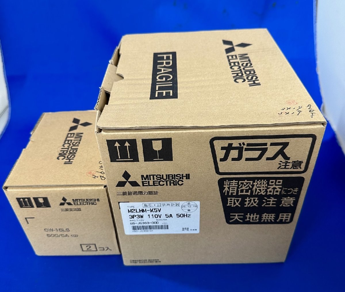 三菱電機　普通電力量計　M2LHM-K5V 3P3W 110V 5A 50Hz 440/110V CW-15LS(500/5A 2個付)　2018年製_画像1