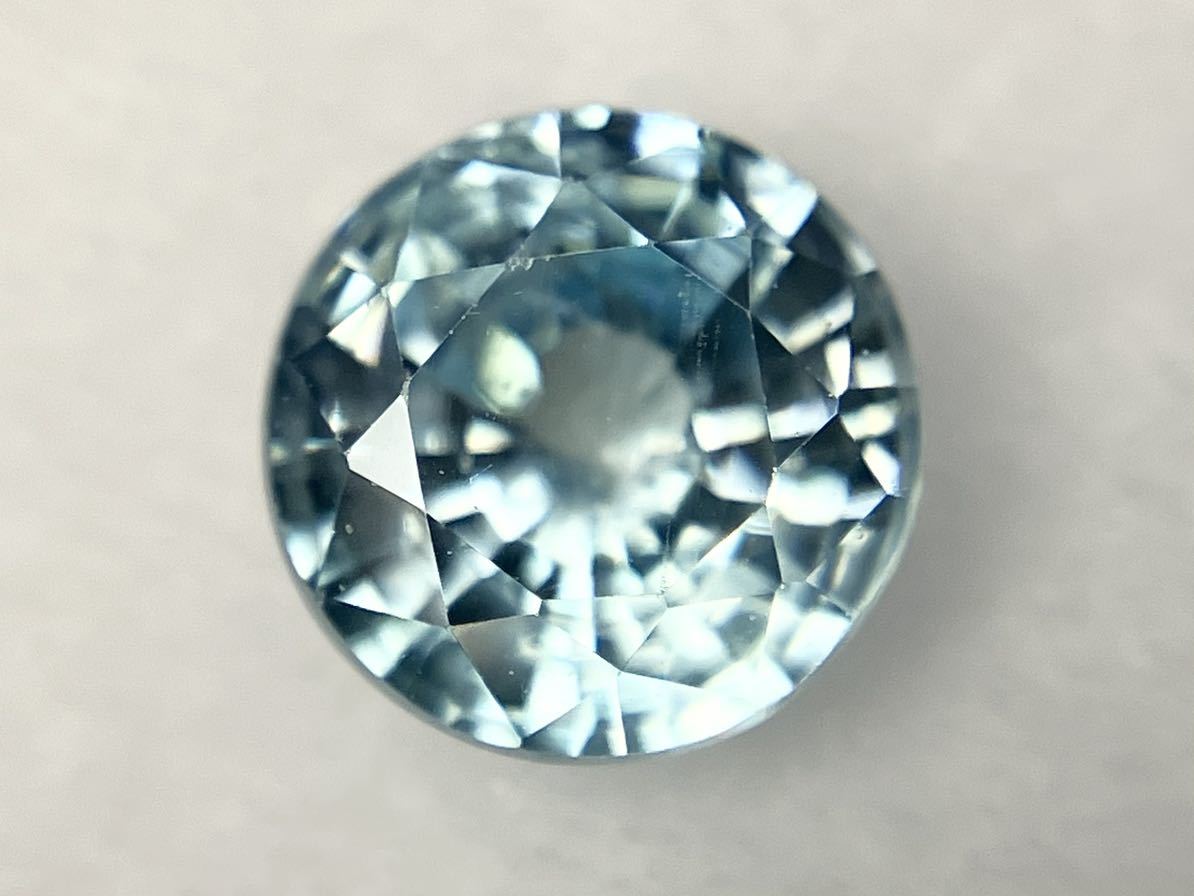 ブルージルコン ルース 4.9㎜×3.2㎜ 0.79ct_画像1