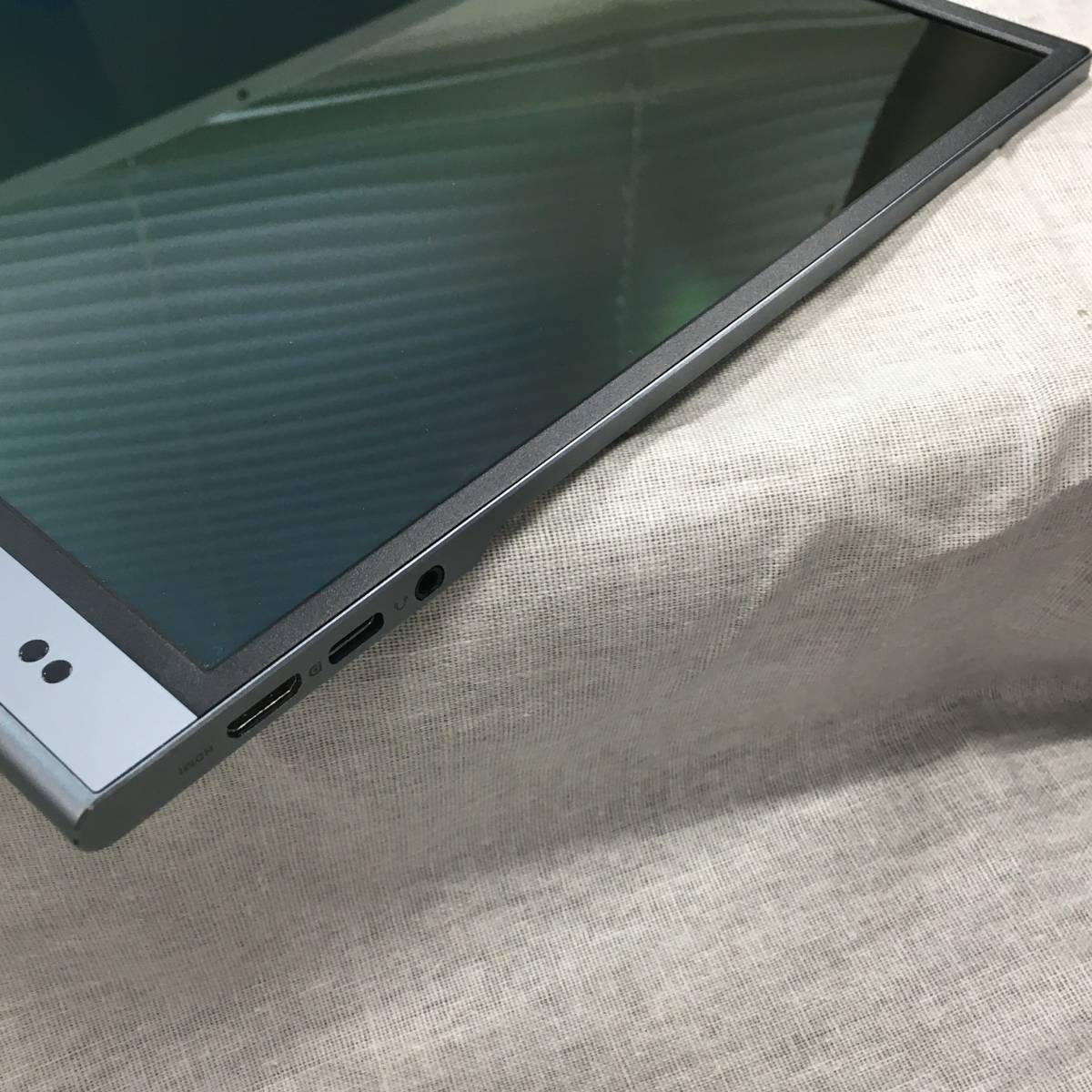 現状品 ASUS モバイルモニター モバイルディスプレイ ZenScreen OLED