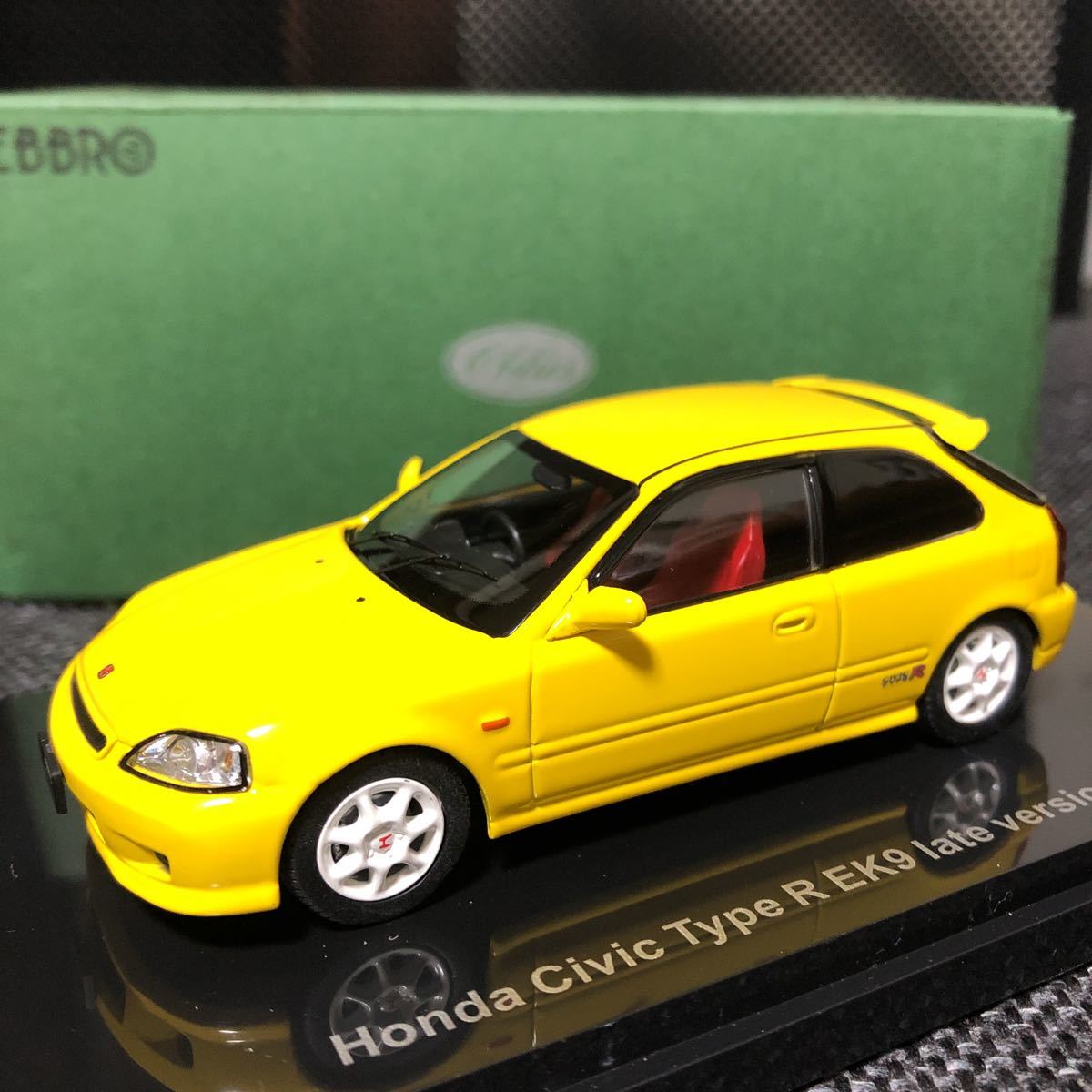 エブロ 1/43 HONDA CIVIC Type R EK9 late version ホンダ シビック