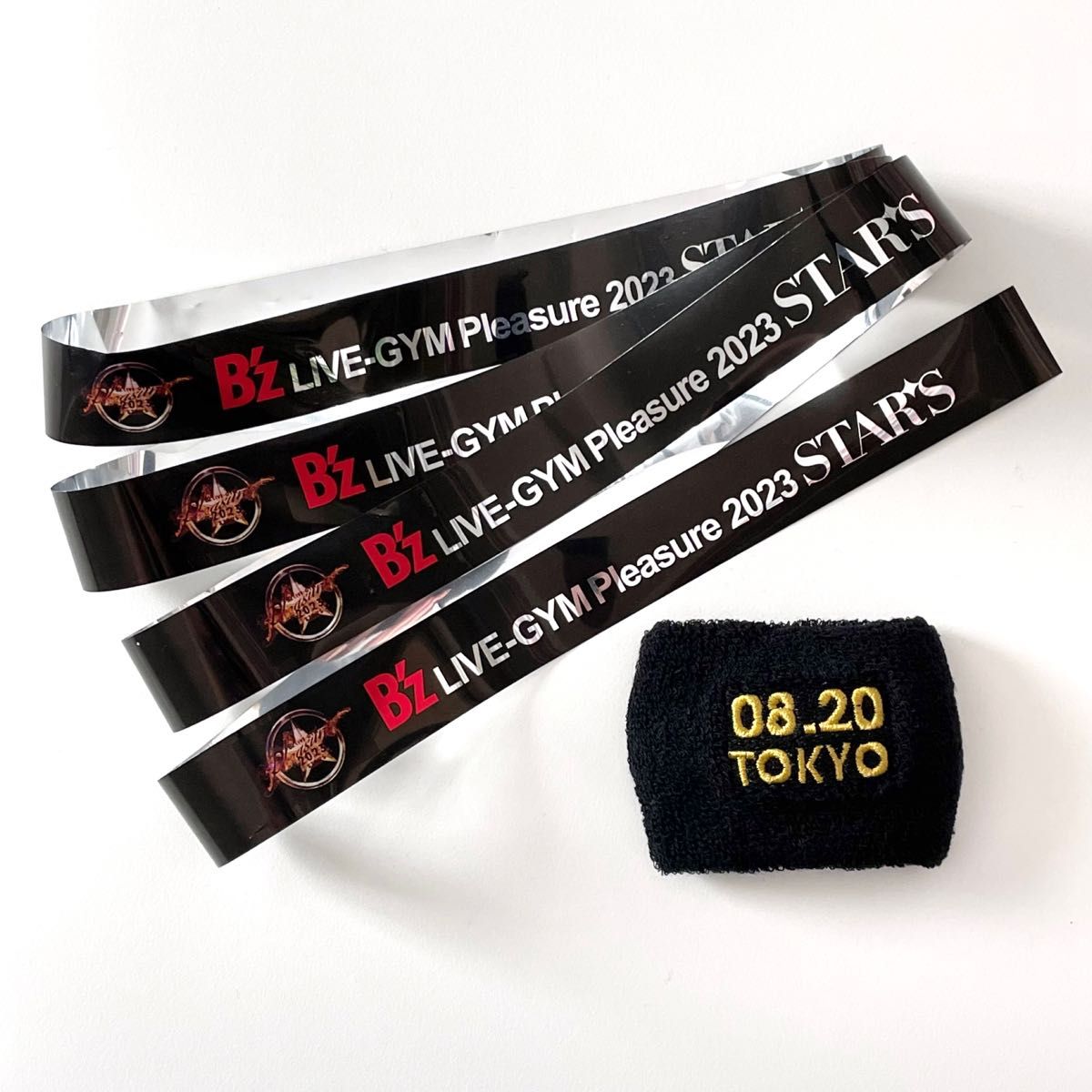 B'z ビーズ Premium席 限定グッズ ★ 銀テープ リストバンド付き ★ プレミアム ライブ グッズ