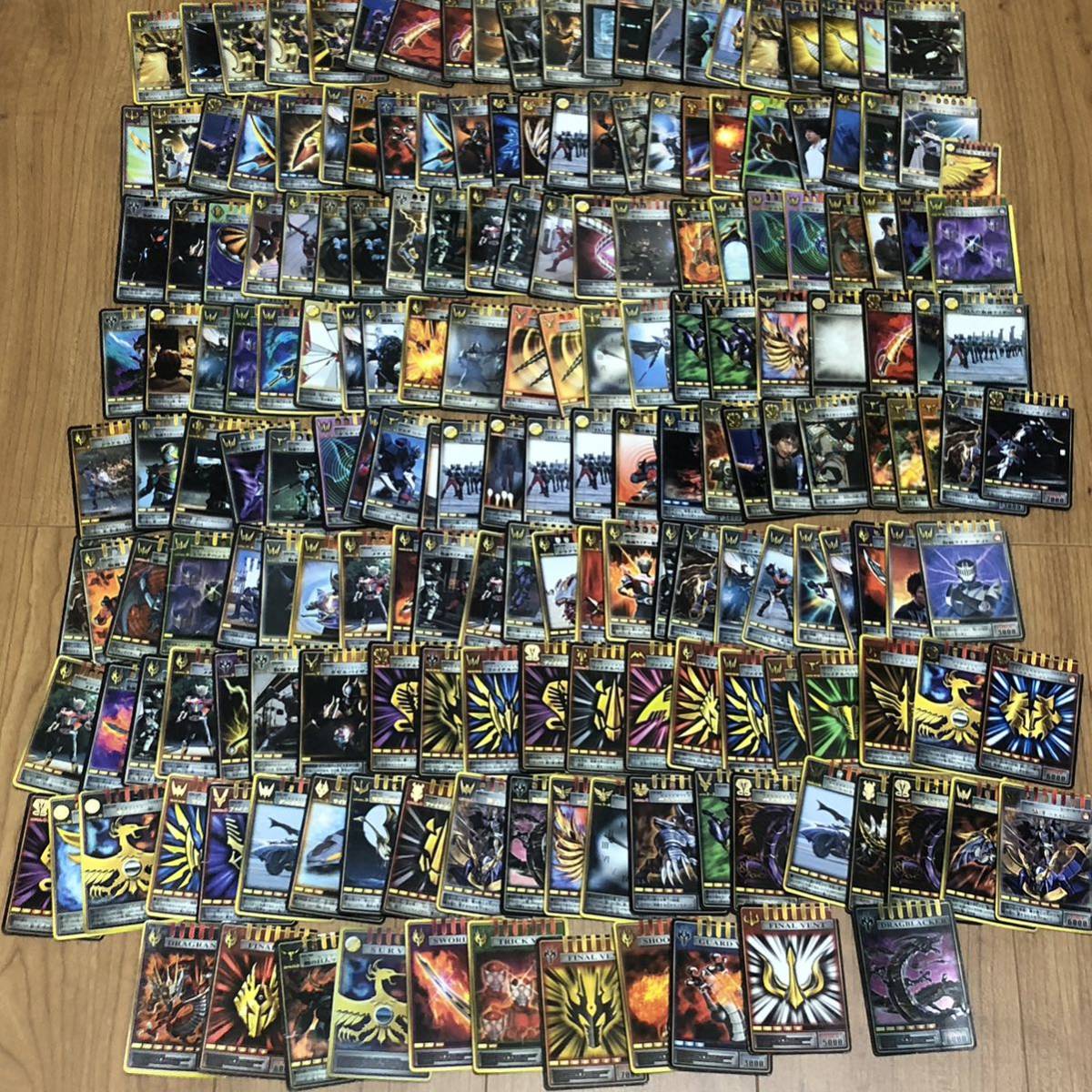 仮面ライダー龍騎 カード アドベントカード CSMカードあり 170枚 仮面ライダー龍騎 カード アドベントカード CSMカードあり 170枚
