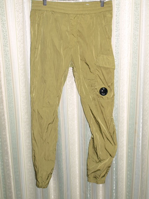 大人気の 美品 C.P.COMPANY CPカンパニー シーピーカンパニー カーゴ