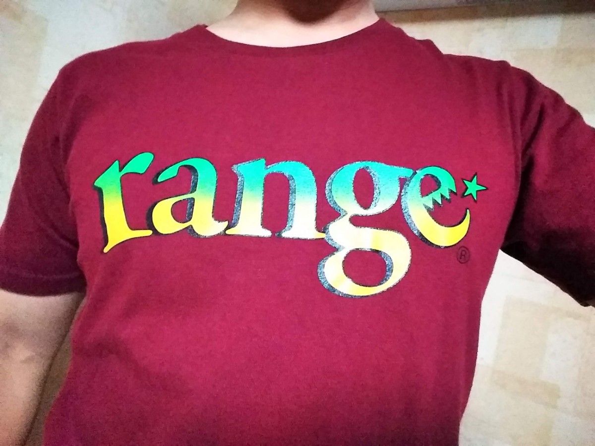 range　Tシャツ　"RG TRIBAL LOGO TEE"　パンクな雰囲気のNEWロゴがプリントされたrangeのTシャツ