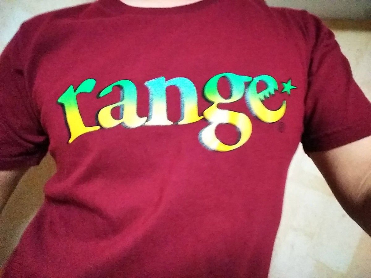 range　Tシャツ　"RG TRIBAL LOGO TEE"　パンクな雰囲気のNEWロゴがプリントされたrangeのTシャツ