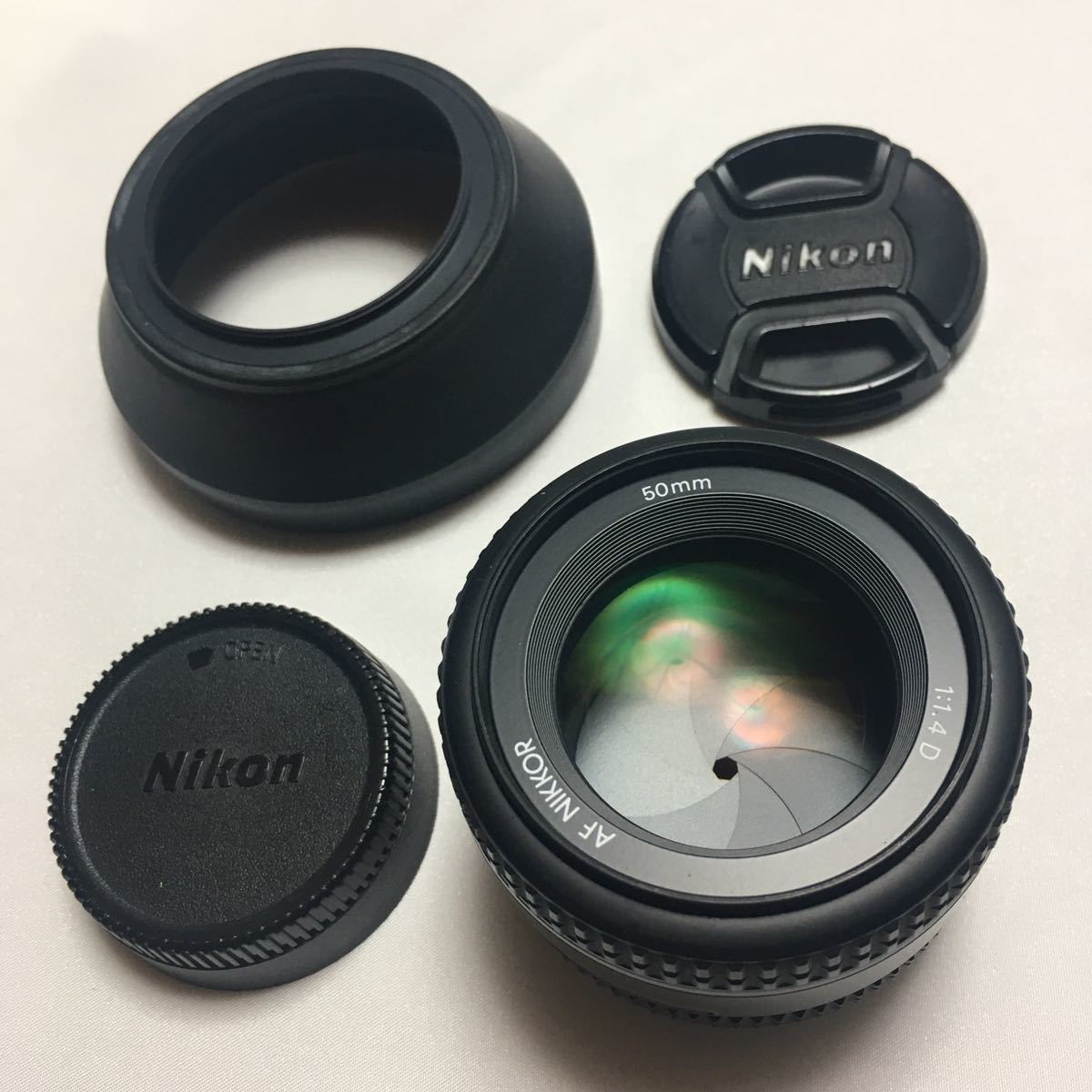 大感謝セール】 【銘品】Nikon｜AI AF f/1.4D｜HR-2｜LC-52｜LF-1