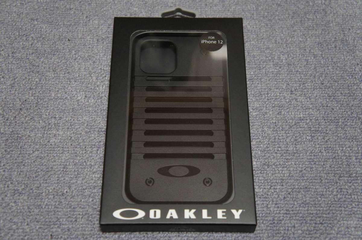 送込 新品 オークリー OAKLEY iPhone12 ハードケース スマホケース 黒 格安 _画像1