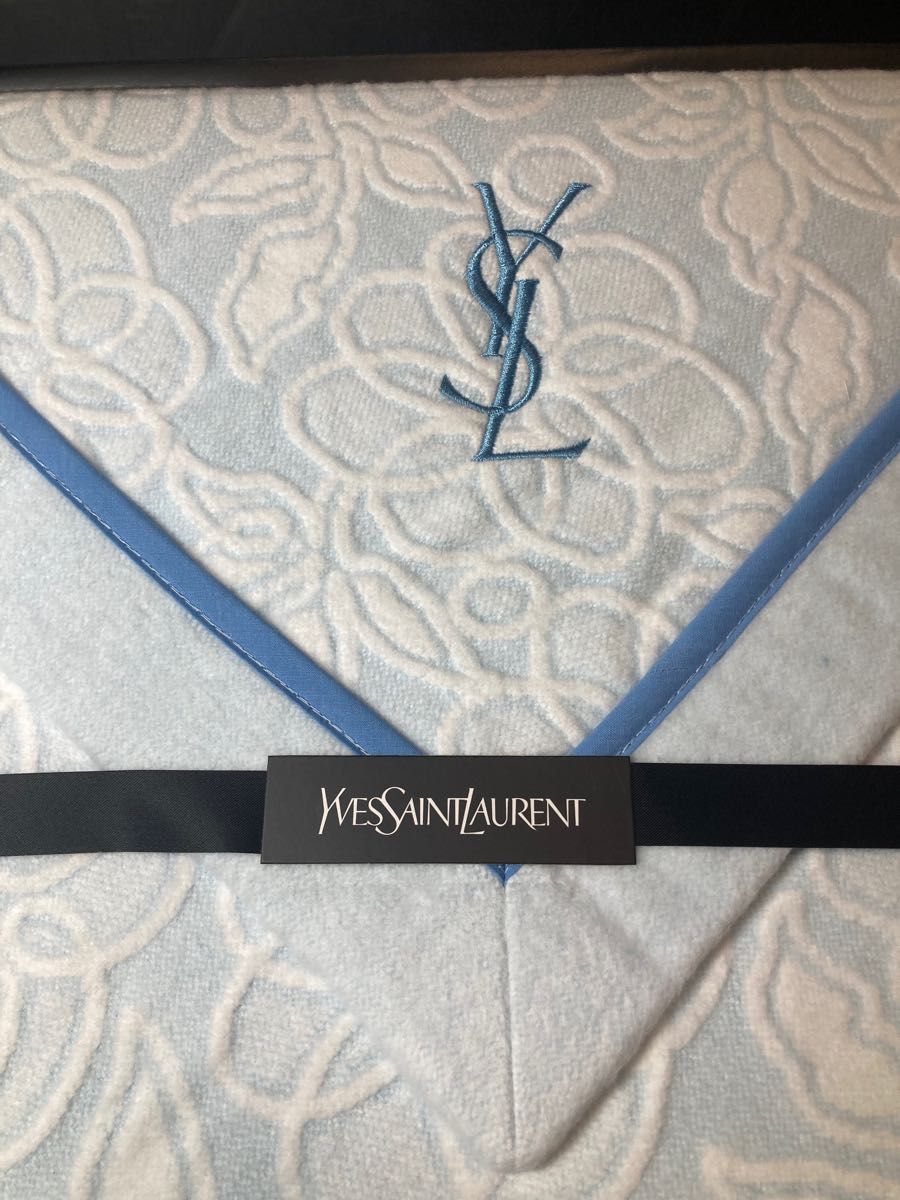 【新品未使用 即日発送】YvesSaintLaurent ロゴ入り シングル ブランケット サンローラン 綿毛布