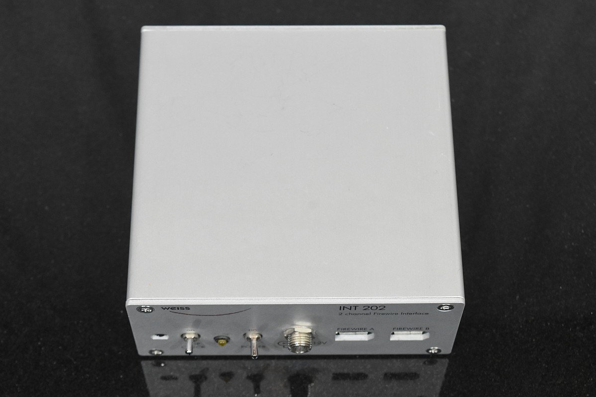 Weiss D/Dコンバーター INT202 ワイス ▽ 6B1CB-8|オーディオ機器 Weiss D/Dコンバーター INT202 ワイス ▽ 6B1CB-8|オーディオ機器