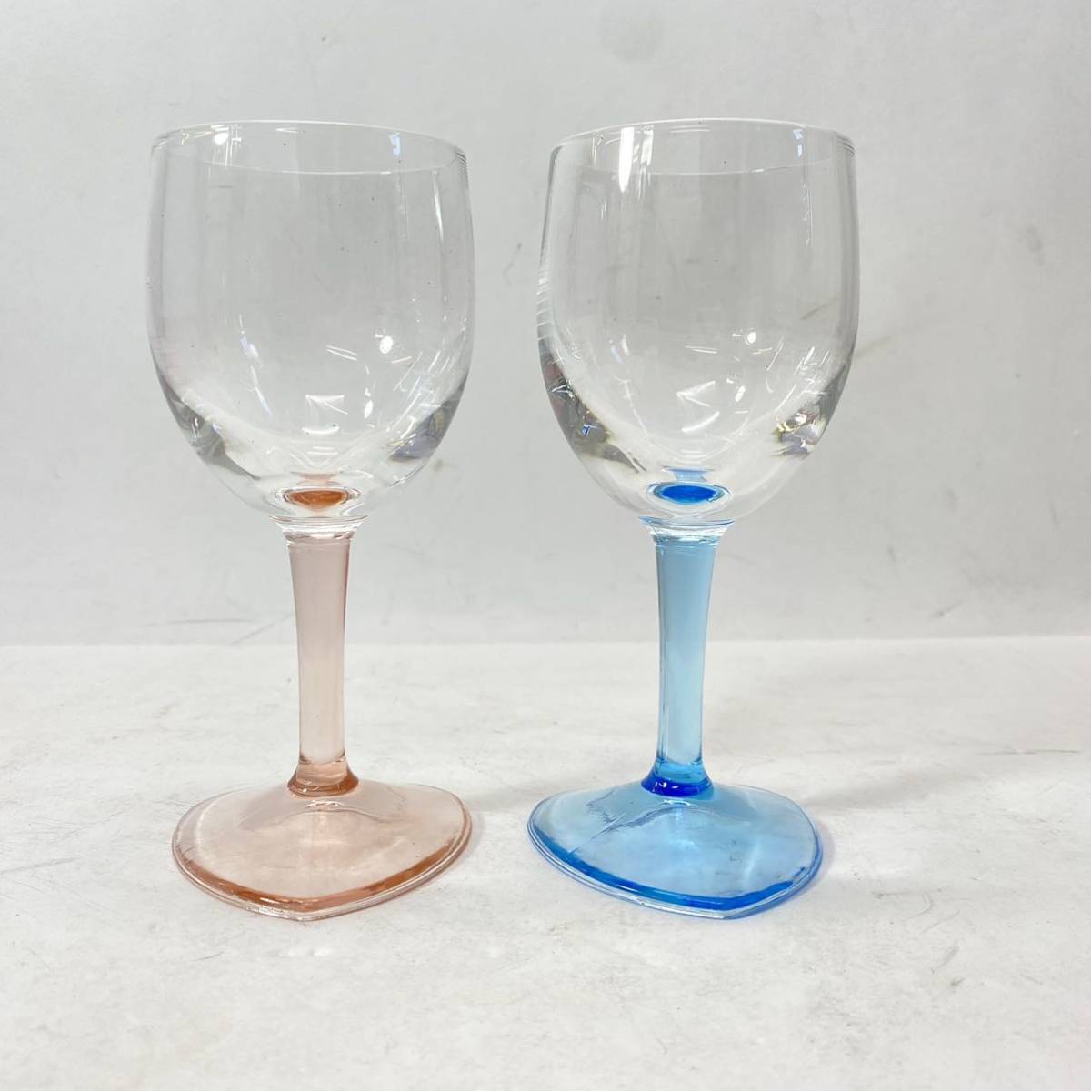 Hearty Pal ハーティパル ワイングラスセット ガラス製 ハート ピンク ブルー 食器 コップ 皿 プレート 未使用_画像2