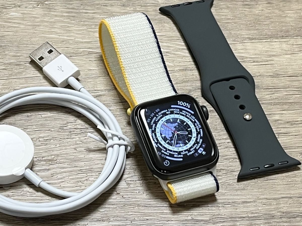 Apple Watch SE（第1世代） GPSモデル 40mm スペースグレイアルミニウム