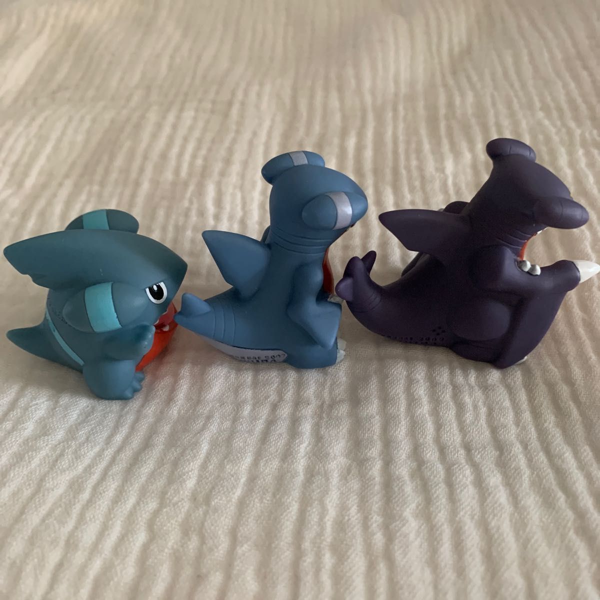 ガブリアス ポケモンキッズ 指人形 フィギュア ガブリアス ポケモンキッズ 指人形 フィギュア
