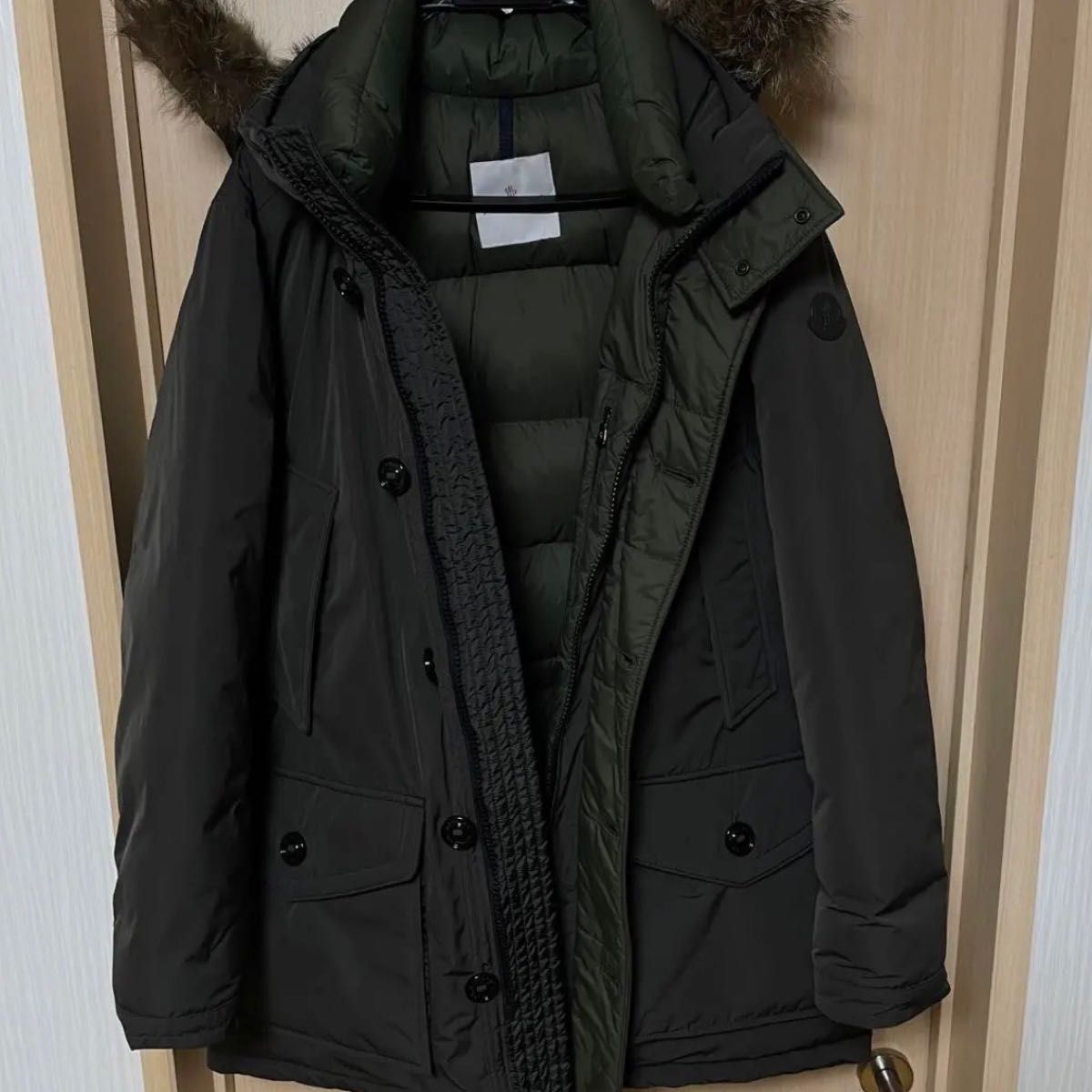 MONCLER モンクレール　RIVER カーキ　N3-B デカビッグロングダウンコートパーカーフード毛皮ファージャケット