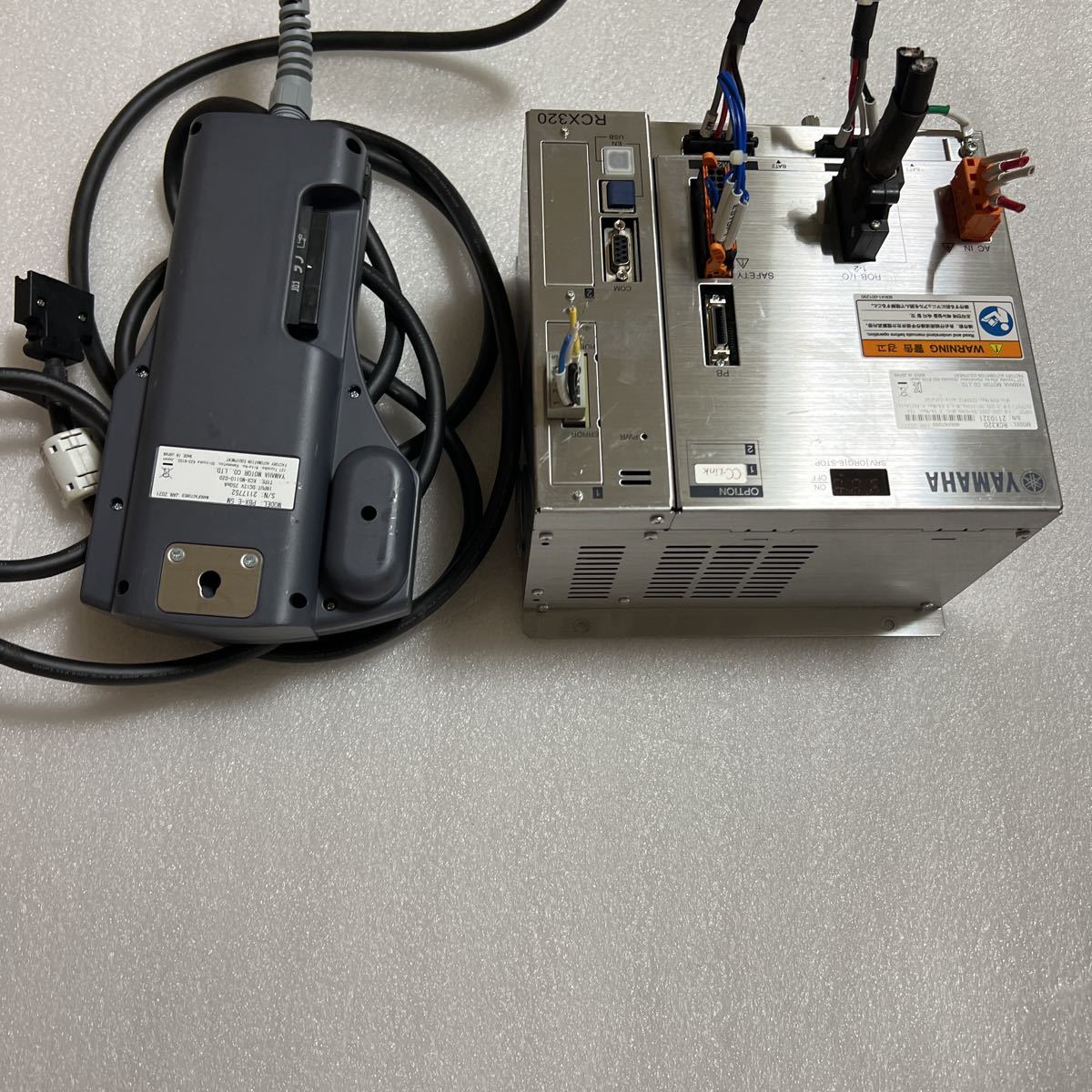 YAMAHA ロボット サーボアンプ RCX320 PBX-E 5M|Yahoo!フリマ YAMAHA ロボット サーボアンプ RCX320 PBX-E 5M|Yahoo!フリマ