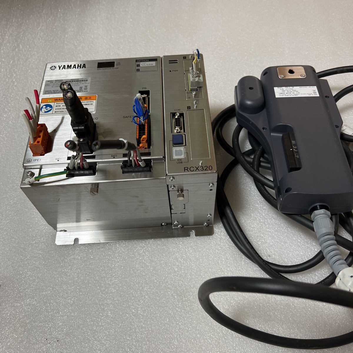 YAMAHA ロボット サーボアンプ RCX320 PBX-E 5M|Yahoo!フリマ YAMAHA ロボット サーボアンプ RCX320 PBX-E 5M|Yahoo!フリマ